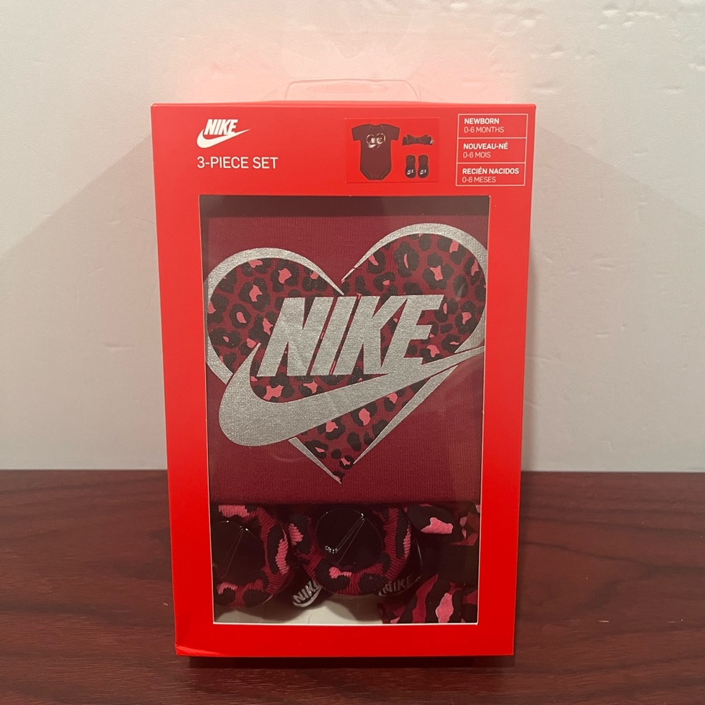 Nike 3 Piece Set, Cheetah Print, Various Sizes